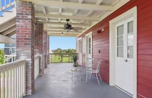 Lafitte Bed & Breakfast | Oak Cottage R103