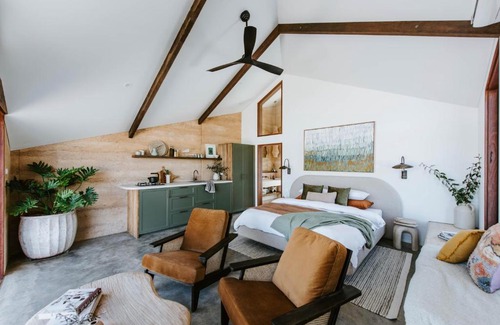 Buckaroo Villa | Oak Studio at Kavillo