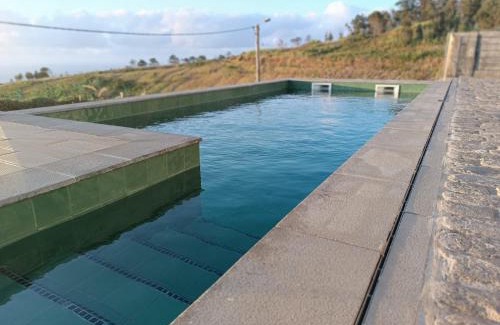 Lombada Velha House | Oak Tree House- Ponta do Pargo