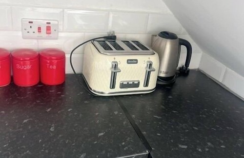 Selly Oak Apartment | Oak Tree Lane Apartment in Birmingham