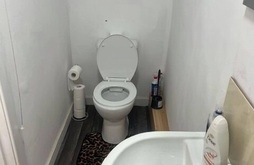 Selly Oak Apartment | Oak Tree Lane Apartment in Birmingham