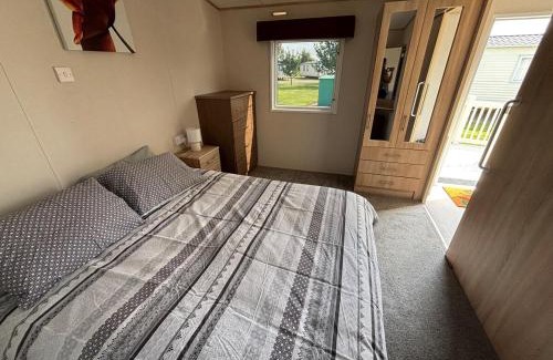 Mablethorpe Apartment | Oak Village 64 - Grange Leisure disability caravan - pet friendly, wifi and ramped decking