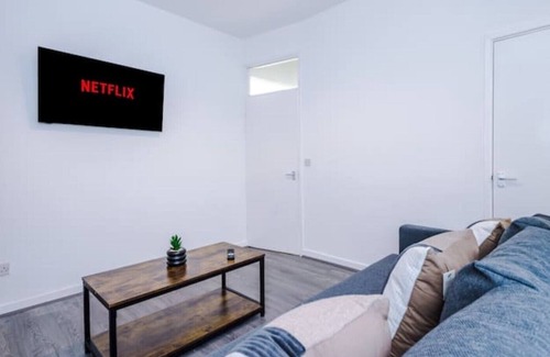 St Helens House | Oakleigh House Liverpool