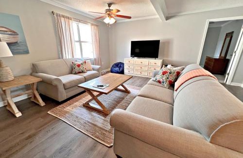 Orange Beach House | Oakridge Cottage