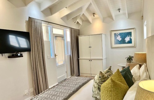 Rondebosch Cabin | Oakvale Lodge