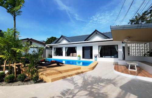 Ao Nang Villa | Oasis 4BR Private Pool Villa in central Ao Nang