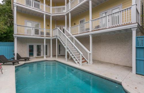 East Beach House | Oasis at East Beach