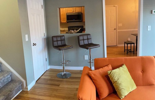 McLeansville House | Oasis Charming 3-bedroom house in Greensboro with WiFi, fitness room