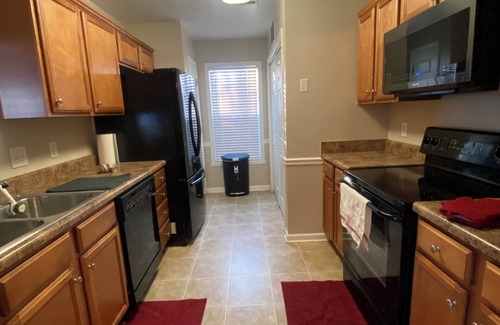 McLeansville House | Oasis Charming 3-bedroom house in Greensboro with WiFi, fitness room