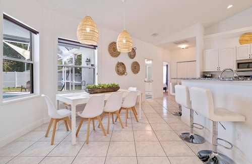 Palm Coast House | Oasis Heated Pool Spa Fenced Yard Bicycles
