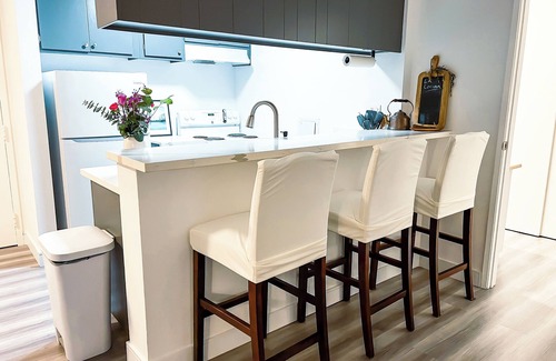 Park Estates Apartment | Oasis on PCH - Walk to VA Hospital or CSULB in Long Beach!