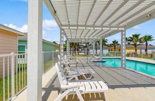Fulton House | Oasis Resort