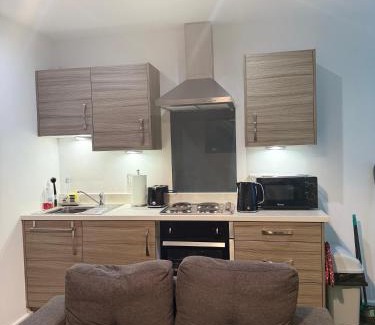 Barnsley Apartment | Oasis Urban retreat- Regent Street
