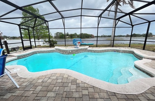 Deltona Lakes House | Oasis’s away from home