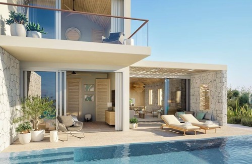Providenciales Hotel | Oceanfront Hideaway Perfect for Relaxing Island Couples’ Escape