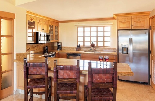 Los Cabos Condo | Ocean and Famous Arch Views from large terrace! Resort on Medano Beach!