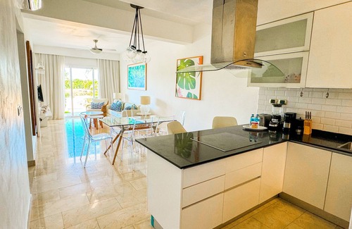 Bavaro Condo | Ocean beach & pool, stunning 2 Bed, 2 Bathroom cozy apartment -gated secure area