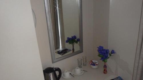 Strand Hotel | Ocean Breeze Hotel