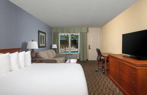 Central Beach Hotel | Ocean Breeze Inn Vero Beach