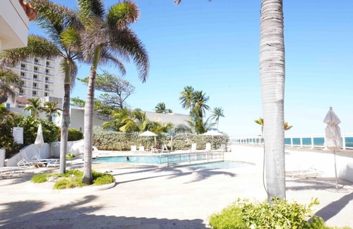 Puerta de Tierra Apartment | Ocean Breeze Studio | Lagoon View | Pool, Hot Tub