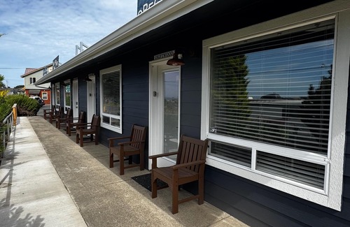 Yachats Apartment | Ocean Cove Inn #4 – Ocean View