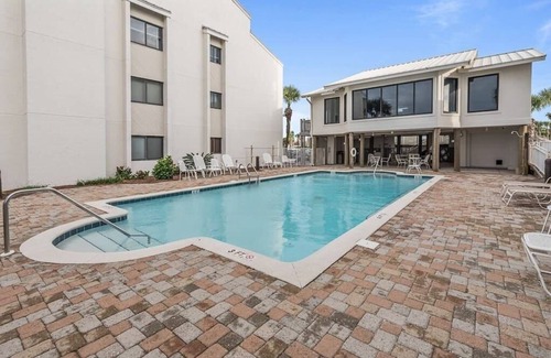 Ono Island Apartment | Ocean Front Condo Huge Balcony with Boat Slip