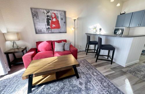Yachats Apartment | Ocean Front, Harmony at Oregon House, Stairs to the Beach!