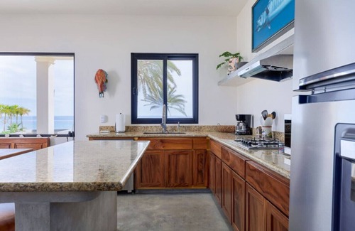 Los Barriles Apartment | Ocean Front Infinity Pool, Rooftop Patio