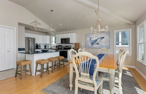 North End Condo | Ocean front - Prime Location - Remodeled - Sleeps 11 - Four Bedroom