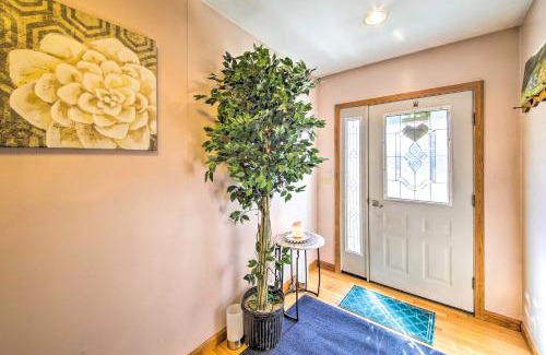 Bath House | Ocean Inlet Cottage with Deck and Grill!