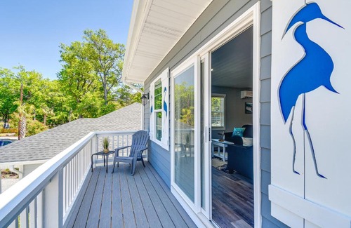 Ocean Isle Beach Apartment | Ocean Isle Beach Vacation Rental about 1 Mi to Pier!