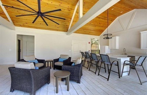 Jekyll Island House | Ocean Oaks 23 - beautiful coastal home steps away from pool and beach