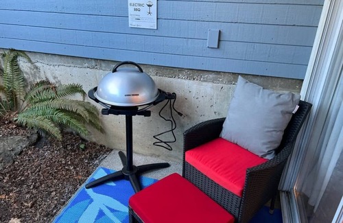 Regional District of Nanaimo Condo | Ocean Oasis ★ Quiet ★ Oceanside ★ Kitchenette