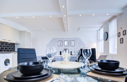 Sutton Central Apartment | Ocean Pearl 1 Bed Apartment, High St, Sutton