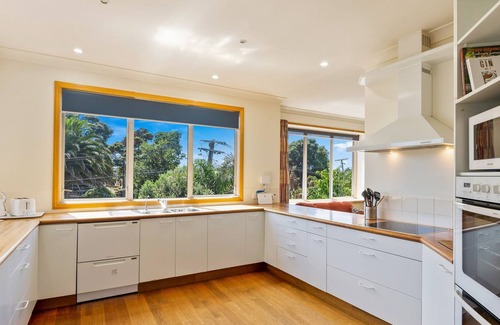 Paraparaumu House | Ocean Pearl – Raumati Beach Holiday Home