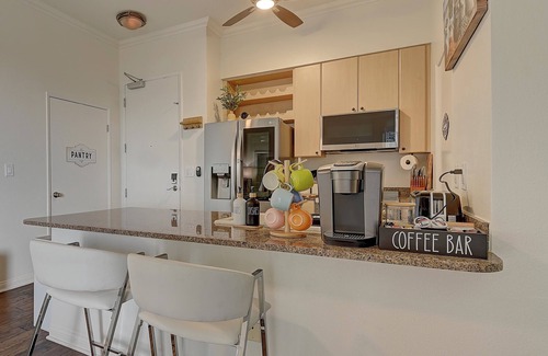 Downtown Long Beach Condo | Ocean View Oasis next to Beach and Convention Center with free parking