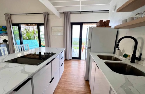 Guayabos Ski Chalet | Ocean view romantic getaway chaletn