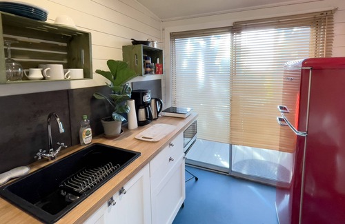 Bolinas Bed & Breakfast | Ocean View, Self/ck in Gallery Guesthouse gallery w/t deck & private parking