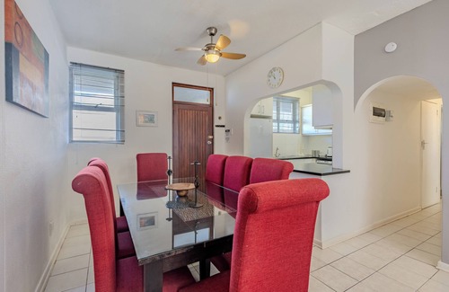Ballito Apartment | Ocean Views! Family Beach-side Holiday Apartment