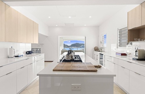 Little Bay Villa | Ocean Views from Every Room, Steps from Philipsburg. Paradise can be yours!