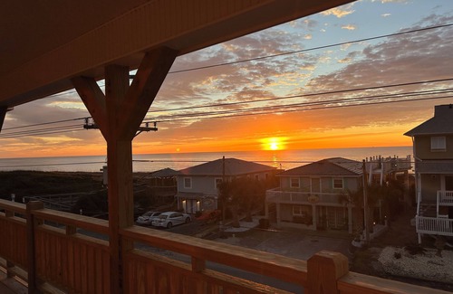 Topsail Beach House | Ocean views, Steps to beach access, Clean, Stocked Kitchen,