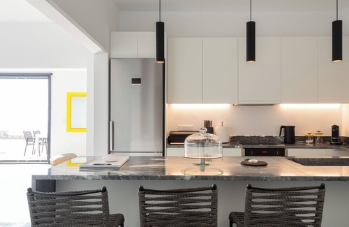 Nea Cryssi Akti Apartment | Ocean Villa - Res. II: 180-degree peaceful views of the Aegean Sea & Sunset!