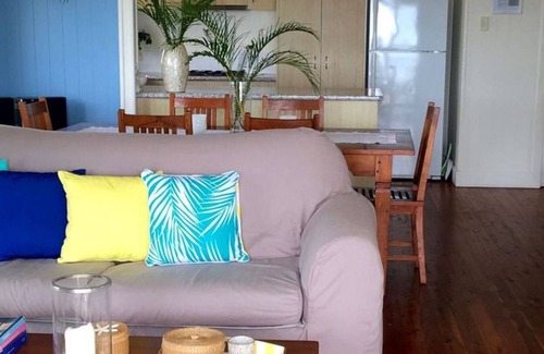 Eurong House | Ocean Vista Beach House - Fraser Island Second Valley Eurong