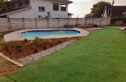 Hibberdene Apartment | Ocean Wave Chalets Unit 2