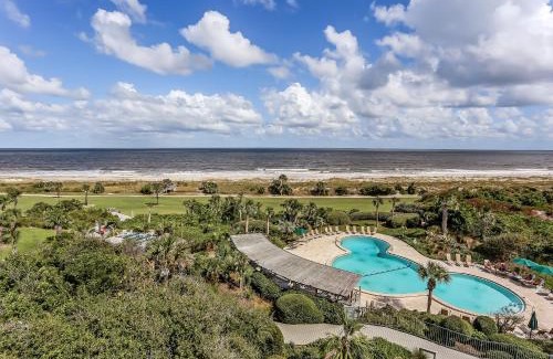 Fernandina Beach House | Oceanfront 3 Bedrooom Shipwatch Condo 1355
