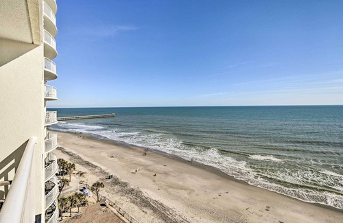 Downtown Myrtle Beach Apartment | Oceanfront Myrtle Beach Condo w/Balcony!