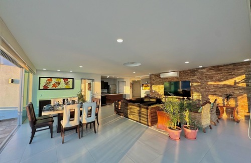 Flamingos Apartment | Oceanfront PH with Private Pool