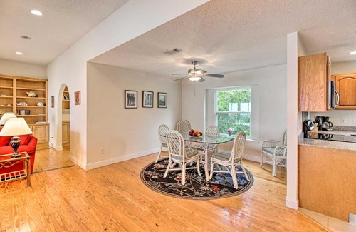 Ocean Springs House | Oceanfront Stilt House with Deck on Private Beach!