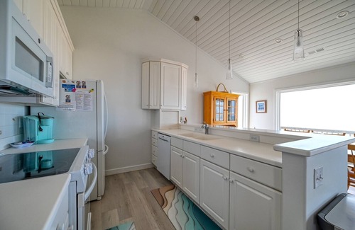 Village of Stump Sound House | Oceanfront - Pool - Luxury North Topsail Beach House