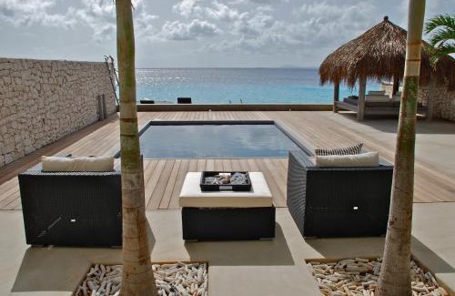Belnem Villa | OCEANFRONT VILLA WITH ACCES CARIBBEAN SEA